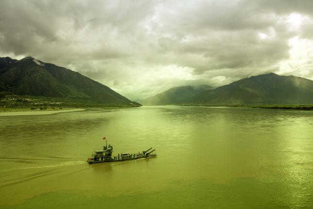 The,Junction,Of,Two,Rivers,In,China,,Tibet,,