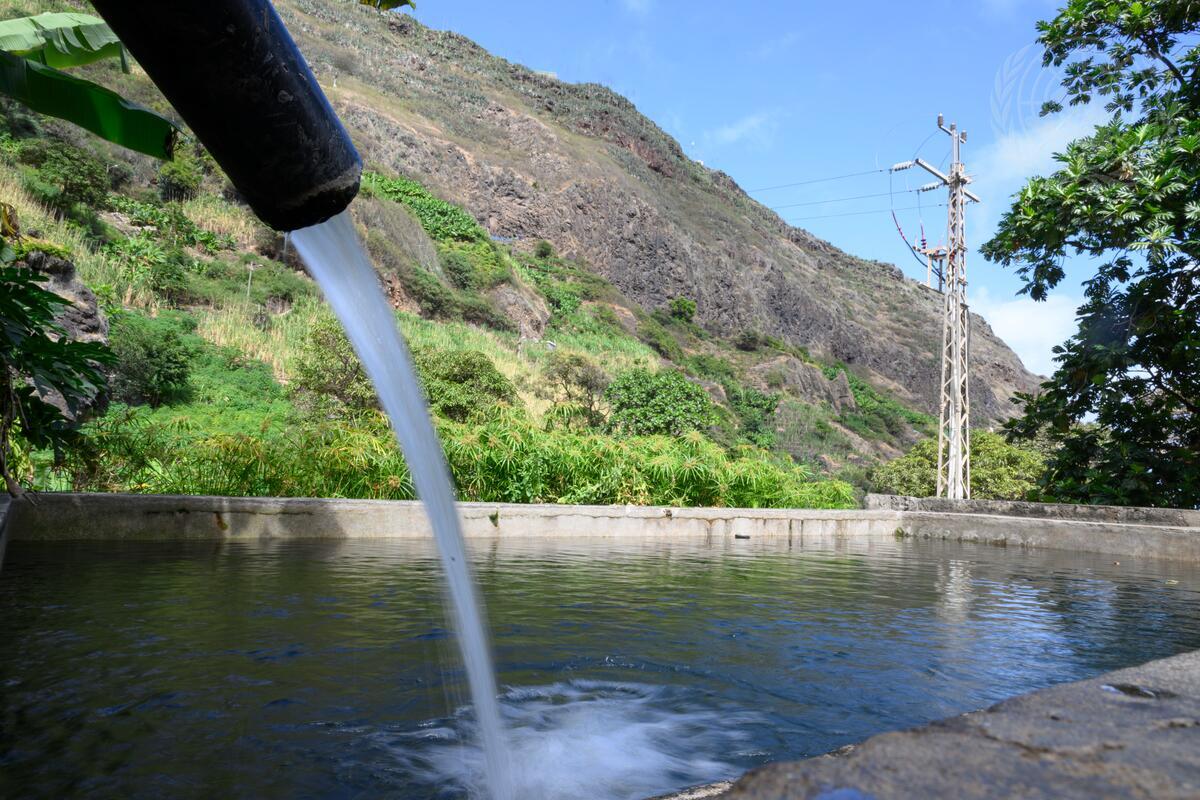 Small water reservoir